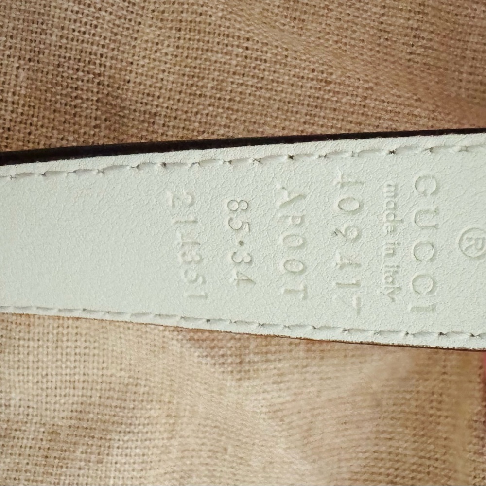 Gucci GG Marmont Cream Leather Belt with Gold Buckle - Picture 3 of 5